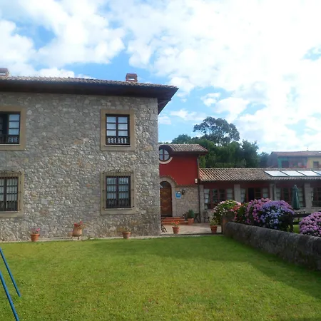 Rural Ovio 酒店 2*