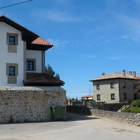 Rural Ovio 酒店 2*