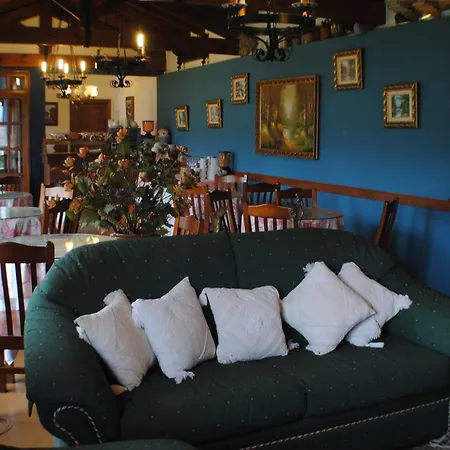 Rural Ovio Hotel 2*