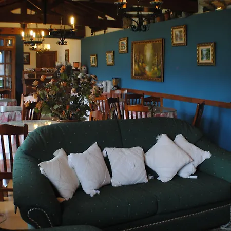 Rural Ovio 호텔 2*