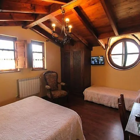 Rural Ovio Hotel 2*